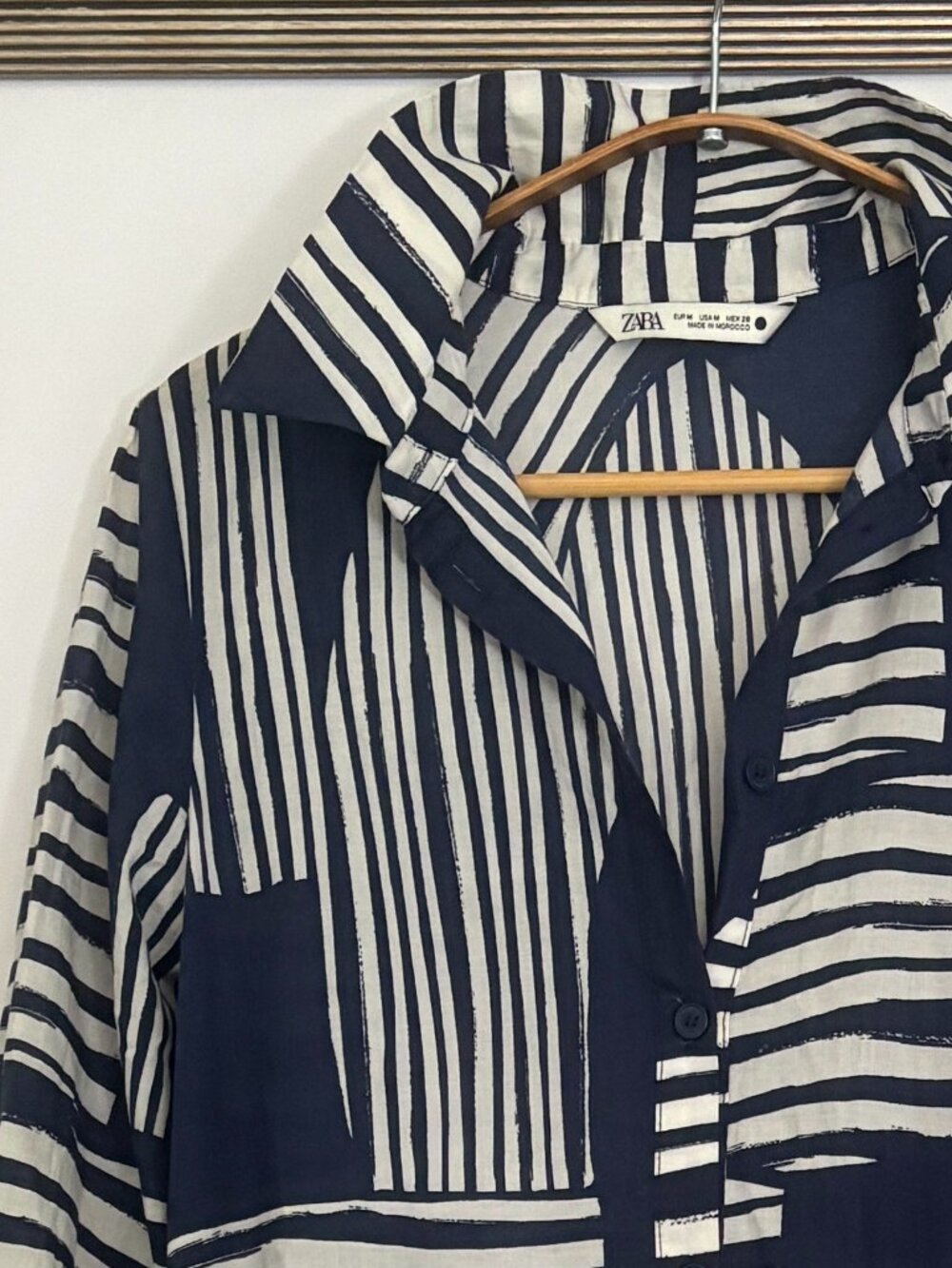 ✨ Bold Geometric Shirt Dress – Size Medium ✨